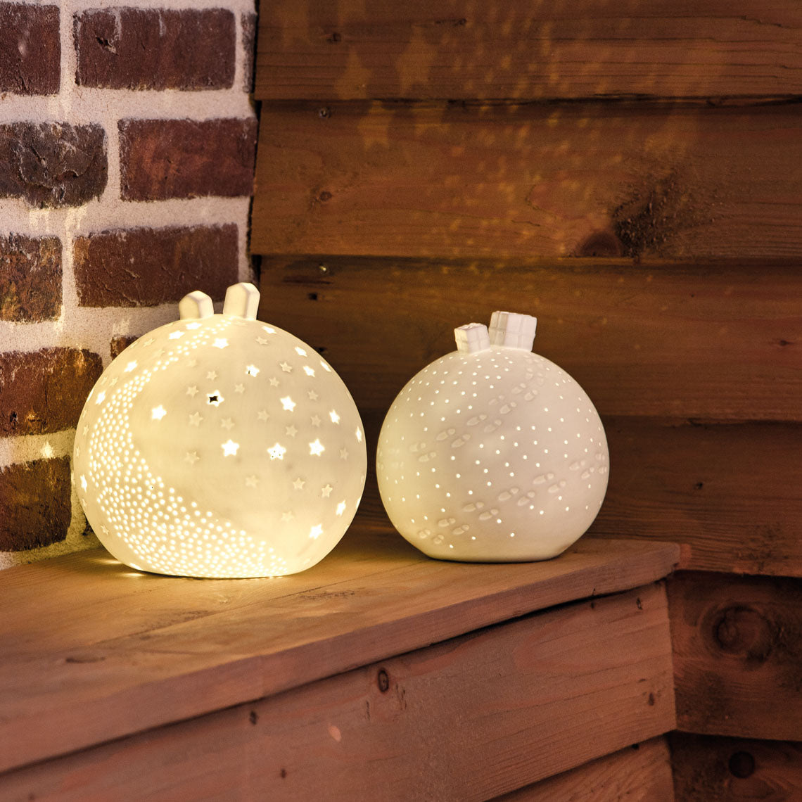 Sfera Luce LED Ricaricabile USB con Casette in Porcellana Bianca | Decori Luminosi Natalizi - 4990142