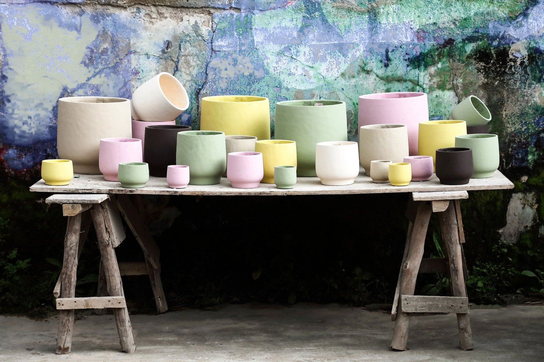 Vaso Aline Cemento Tortora | Vasi di Design in Cemento - CONFIG0462